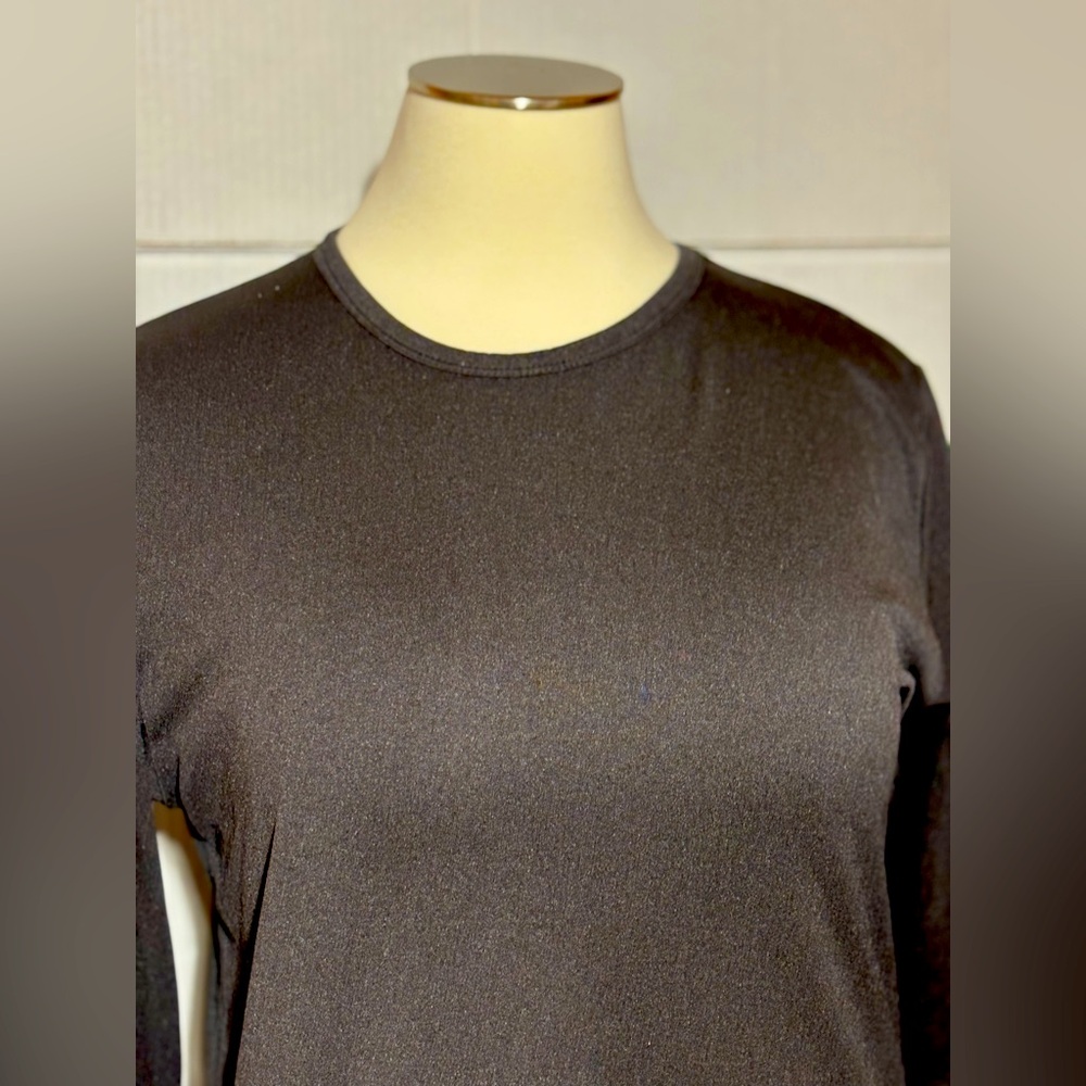 Basic black long sleeve women’s tee XXL GOES W/everything 29” L 22” p2p - Picture 3 of 7